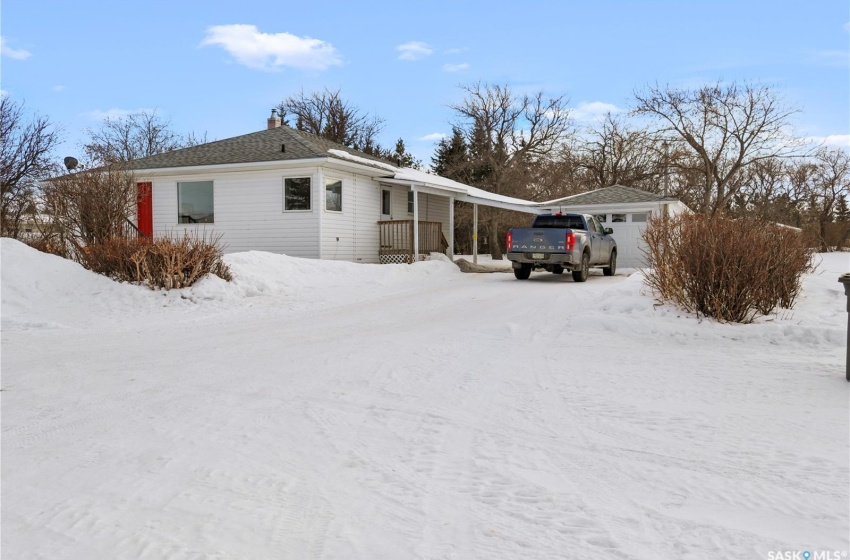 Rural Address, Fish Creek Rm No. 402, Saskatchewan S0K 0A6, 4 Bedrooms Bedrooms, 9 Rooms Rooms,1 BathroomBathrooms,Acreage,For Sale,Fecyk Acreage,Rural Address,SK996709