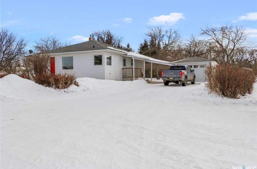 Rural Address, Fish Creek Rm No. 402, Saskatchewan S0K 0A6, 4 Bedrooms Bedrooms, 9 Rooms Rooms,1 BathroomBathrooms,Acreage,For Sale,Fecyk Acreage,Rural Address,SK996709