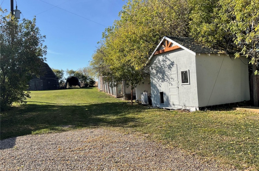 Rural Address, Fish Creek Rm No. 402, Saskatchewan S0K 4P0, 4 Bedrooms Bedrooms, 10 Rooms Rooms,2 BathroomsBathrooms,Acreage,For Sale,Haussecker acreage,Rural Address,SK993677