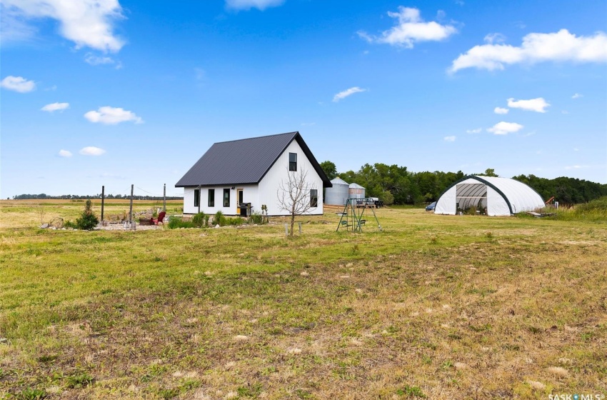 Rural Address, South Qu'Appelle Rm No. 157, Saskatchewan S0G 4A0, 2 Bedrooms Bedrooms, 7 Rooms Rooms,1 BathroomBathrooms,Acreage,For Sale,Rm of South Qu'Appelle Acreage,Rural Address,SK996739