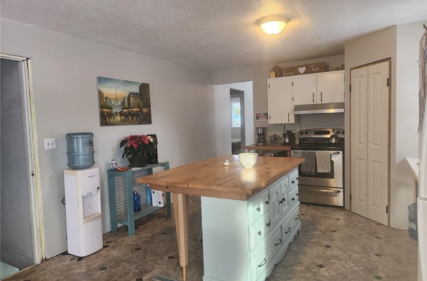 Rural Address, Tisdale Rm No. 427, Saskatchewan S0E 1T0, 2 Bedrooms Bedrooms, 11 Rooms Rooms,1 BathroomBathrooms,Acreage,For Sale,Browning Acreage,Rural Address,SK996814