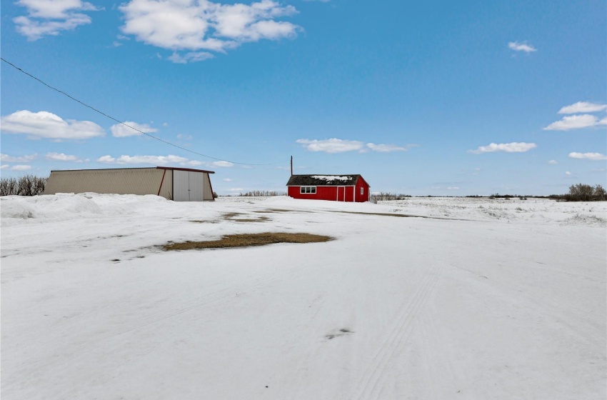 Rural Address, Grayson Rm No. 184, Saskatchewan S0A 1E0, 4 Bedrooms Bedrooms, 11 Rooms Rooms,3 BathroomsBathrooms,Acreage,For Sale,Barn 21,Rural Address,SK996842