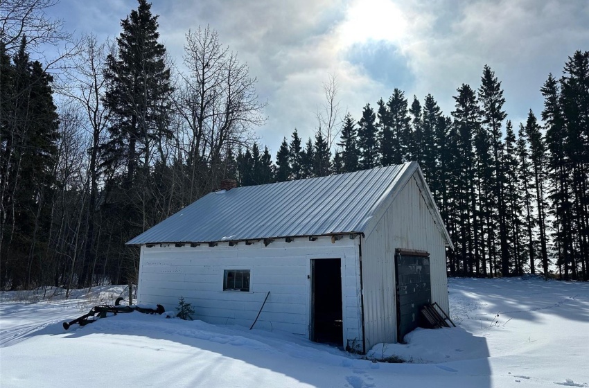 Rural Address, Spiritwood Rm No. 496, Saskatchewan S0J 2M0, 3 Bedrooms Bedrooms, 8 Rooms Rooms,2 BathroomsBathrooms,Acreage,For Sale,Konotopetz Acreage,Rural Address,SK996962