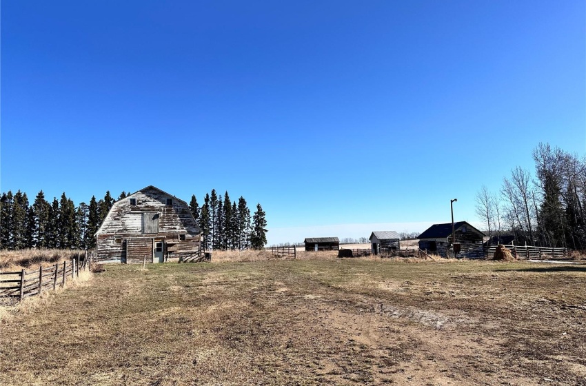 Rural Address, Spiritwood Rm No. 496, Saskatchewan S0J 2M0, 3 Bedrooms Bedrooms, 8 Rooms Rooms,2 BathroomsBathrooms,Acreage,For Sale,Konotopetz Acreage,Rural Address,SK996962