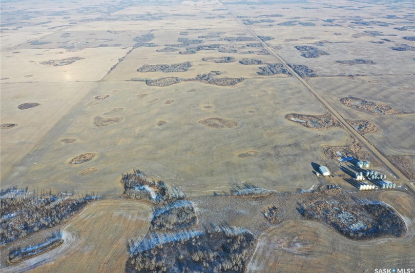 Rural Address, Longlaketon Rm No. 219, Saskatchewan S0G 1J0, ,Farm,For Sale,LonglaketonRm#219-159.03 Acres + Shop and Binyard,Rural Address,SK996992