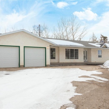 Rural Address, Corman Park Rm No. 344, Saskatchewan S7K 3J8, 4 Bedrooms Bedrooms, 17 Rooms Rooms,3 BathroomsBathrooms,Acreage,For Sale,Glazier Road Acreage,Rural Address,SK997105