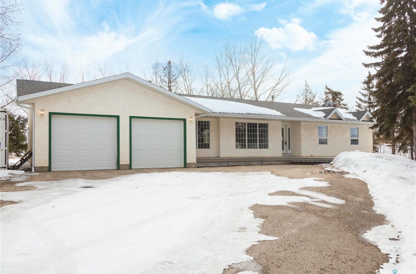 Rural Address, Corman Park Rm No. 344, Saskatchewan S7K 3J8, 4 Bedrooms Bedrooms, 17 Rooms Rooms,3 BathroomsBathrooms,Acreage,For Sale,Glazier Road Acreage,Rural Address,SK997105