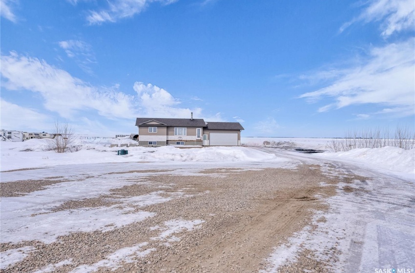 Rural Address, Laird Rm No. 404, Saskatchewan S0K 1Z0, 2 Bedrooms Bedrooms, 9 Rooms Rooms,2 BathroomsBathrooms,Acreage,For Sale,Friesen Acreage,Rural Address,SK997155