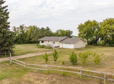 Rural Address, Buckland Rm No. 491, Saskatchewan S6V 5R3, 4 Bedrooms Bedrooms, 15 Rooms Rooms,3 BathroomsBathrooms,Acreage,For Sale,Campbell Road Acreage,Rural Address,SK998340