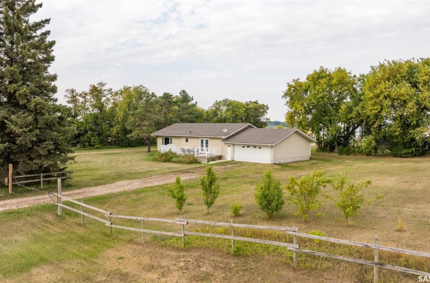 Rural Address, Buckland Rm No. 491, Saskatchewan S6V 5R3, 4 Bedrooms Bedrooms, 15 Rooms Rooms,3 BathroomsBathrooms,Acreage,For Sale,Campbell Road Acreage,Rural Address,SK998340