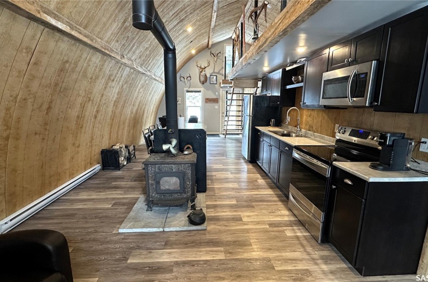 Rural Address, Porcupine Rm No. 395, Saskatchewan S0E 1H0, 2 Bedrooms Bedrooms, 7 Rooms Rooms,1 BathroomBathrooms,Acreage,For Sale,Gust Land and Cottage,Rural Address,SK998283