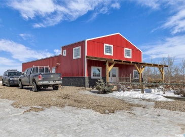 Rural Address, Manitou Lake Rm No. 442, Saskatchewan S0M 1P0, 5 Bedrooms Bedrooms, 11 Rooms Rooms,2 BathroomsBathrooms,Acreage,For Sale,Manitou Lake Acreage,Rural Address,SK998421