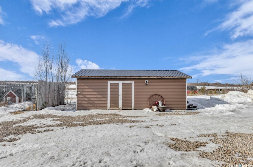 Rural Address, Manitou Lake Rm No. 442, Saskatchewan S0M 1P0, 5 Bedrooms Bedrooms, 11 Rooms Rooms,2 BathroomsBathrooms,Acreage,For Sale,Manitou Lake Acreage,Rural Address,SK998421